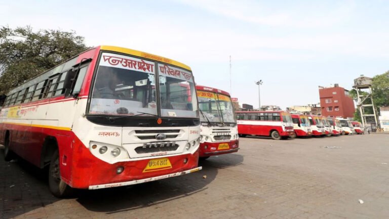 Bus यूपी दिवस आठ रूटों से मिलेगी निशुल्क बस सेवा sarwadhik news