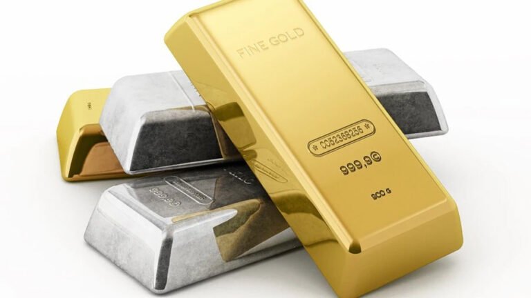 Gold and Silver sarwadhik news सोने की कीमत 170 रुपये बढ़कर 82,900 रुपये के नए रिकॉर्ड स्तर पर, चांदी 500 पर टूटी