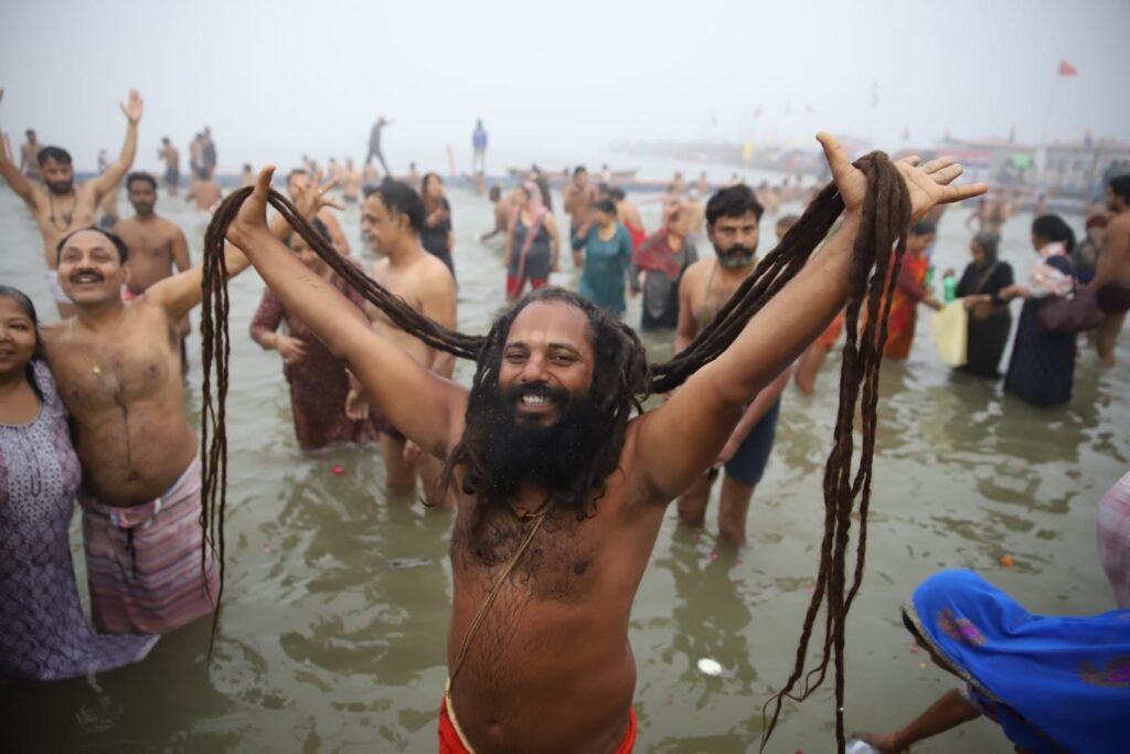 Kumbh Mela Sarwadhik News 1.60 करोड़ श्रद्धालुओं ने आस्था की डुबकी लगाई 1