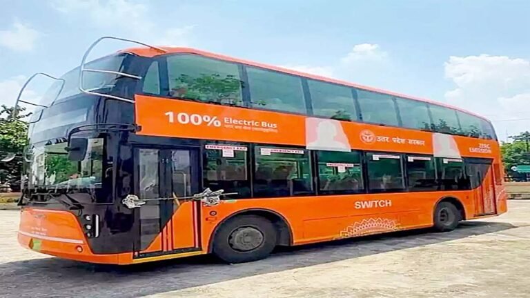double decker bus sarwadhik news शादी और पिकनिक के लिए किराये पर मिलेगी डबल डेकर बस