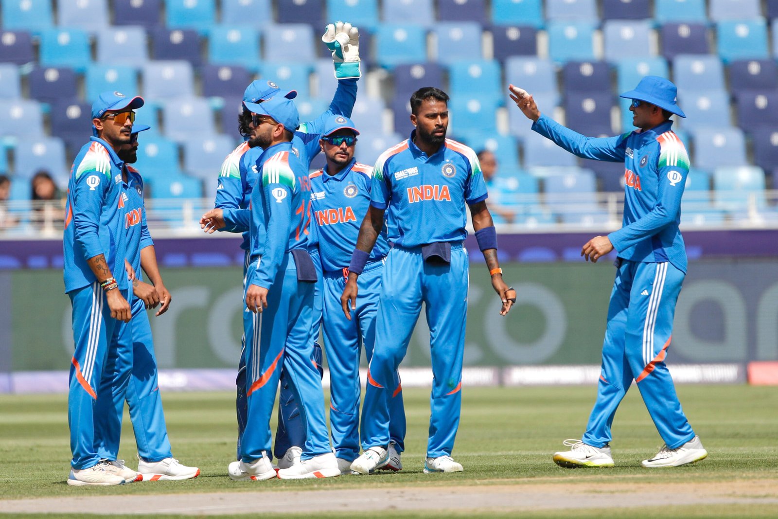 india vs pakistan Champions Trophy sarwadhik news चैम्पियंस ट्रॉफी कोहली के शतक के साथ भारत की पाकिस्तान पर विराट जीत