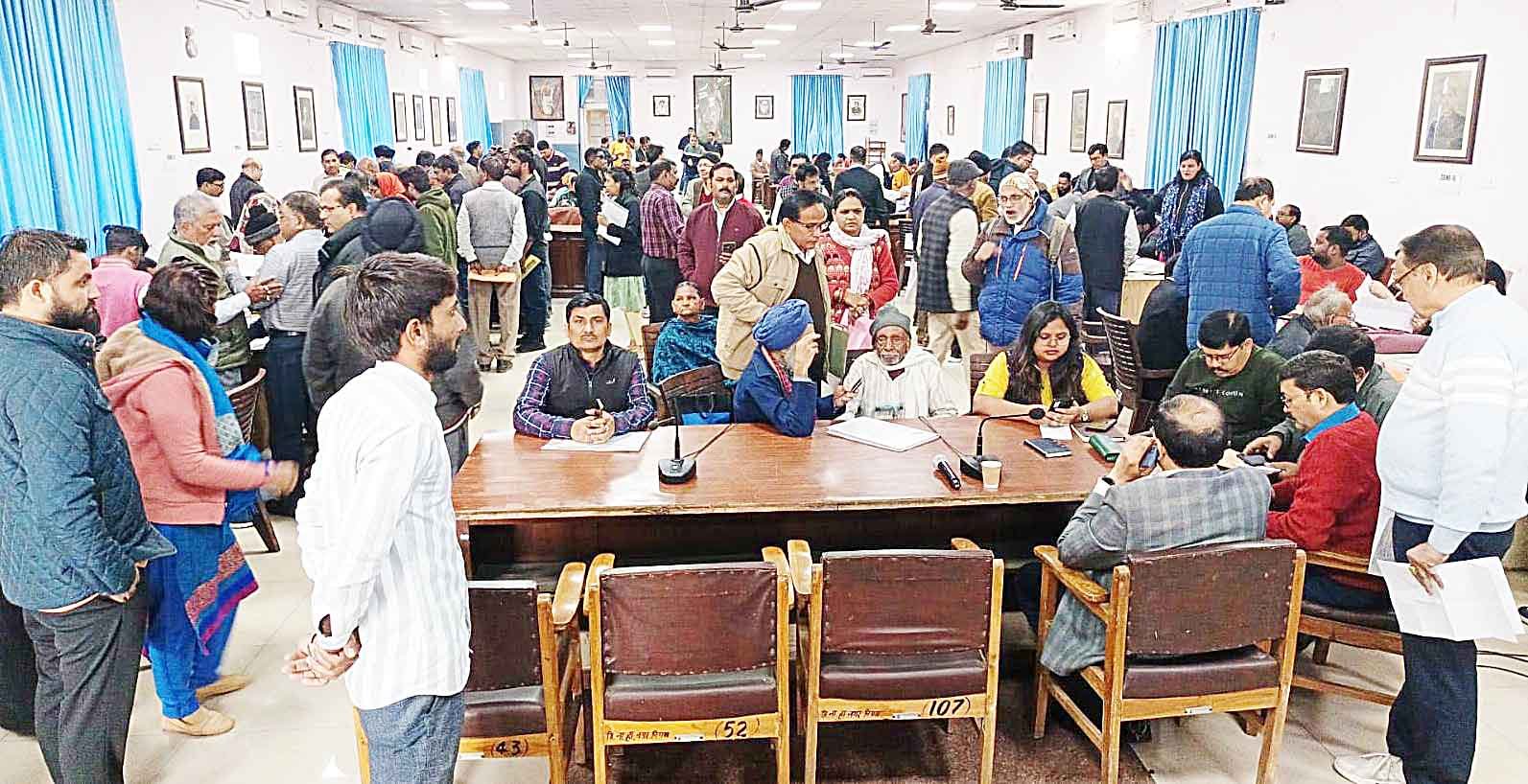 lucknow nagar nigam sarwadhik news समाधान दिवस महापौर के समाधान दिवस में सभी 217 आपत्तियों का हुआ निस्तारण