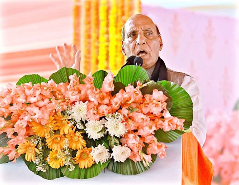 rajnath singh sarwadhik news लखनऊ में मई-जून से शुरू हो जाएगा ब्रह्मोस मिसाइल का निर्माण राजनाथ सिंह