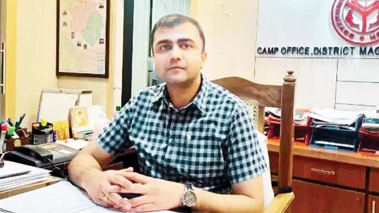 IAS Abhishek Prakas भूमि अधिग्रहण में अभिषेक प्रकाश समेत 16 अफसरों पर कार्रवाई की तैयारी