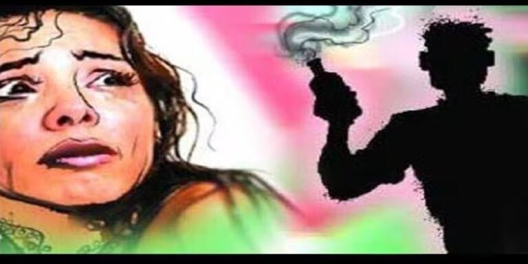 महिला वकील का आरोप उस पर दो लोगों ने ज्वलनशील पदार्थ से हमला किया 1 Sarwadhik News