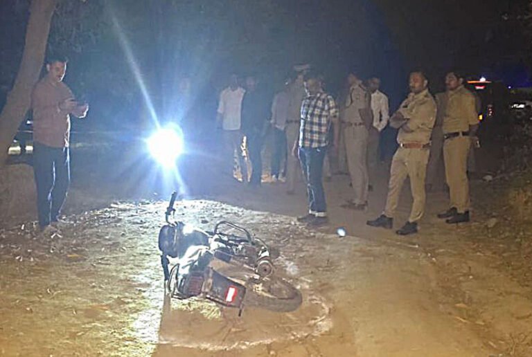 पुलिस मुठभेड़ में ढेर, महिला से दुष्कर्म व हत्या का मुख्य आरोपी मुठभेड़ में ढेर sarwadhik news malihabad hatyakand