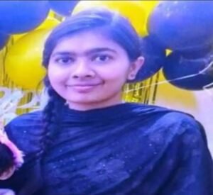 लखनऊ में युवक-युवती ने ट्रेन के आगे कूदकर दी जान sarwadhik news