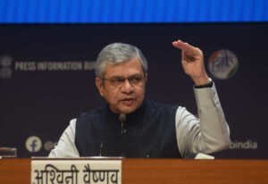 सरकार ने ईपीएफओ की वेतन सीमा बढ़ाकर 25,000 रुपये की, 51 लाख कर्मचारियों को मिलेगा लाभ