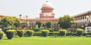 सुप्रीम कोर्ट का निर्वाचन आयोग और केंद्र को नोटिस, CEC ज्ञानेश कुमार पर अंतरिम रोक से इनकार
